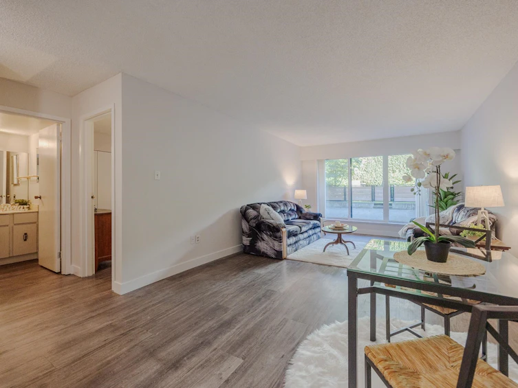 #213-215 Mowat Street, New Westminster, BC, V3M 4P1 - 5