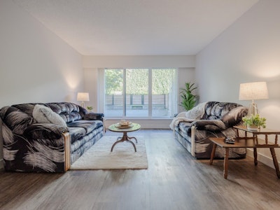 #213-215 Mowat Street - 4
