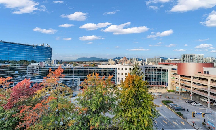 712-8080 Cambie Road