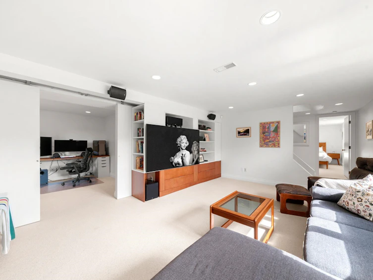 728 E 6th Street, North Vancouver, BC, V7L 1R6 - 24