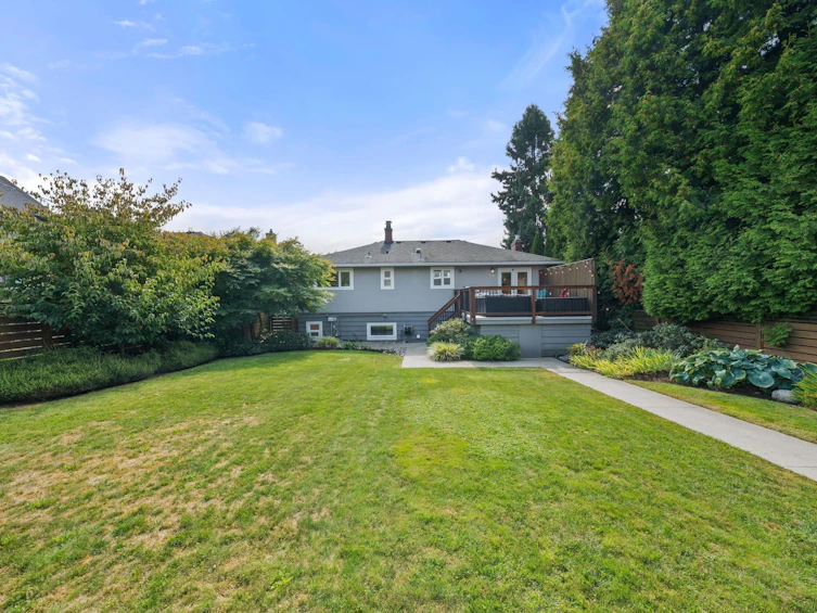 728 E 6th Street, North Vancouver, BC, V7L 1R6 - 34
