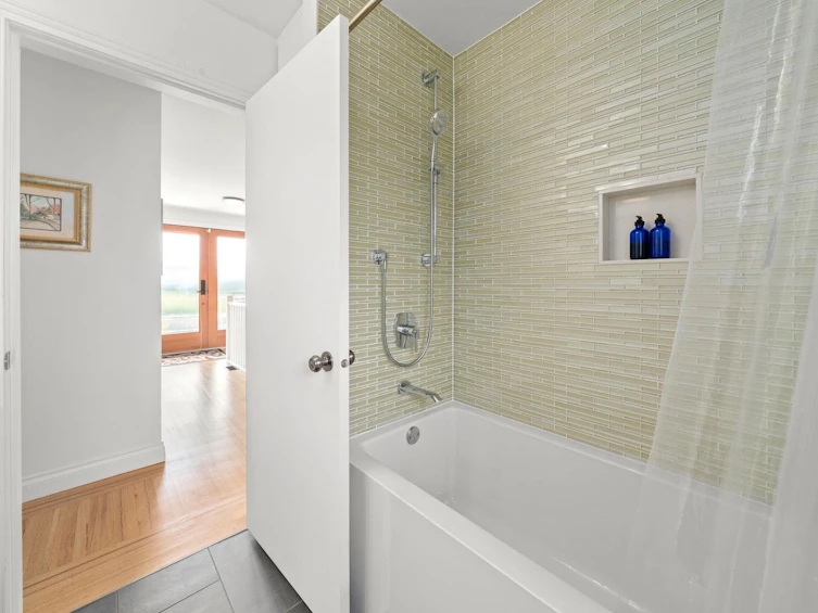 728 E 6th Street, North Vancouver, BC, V7L 1R6 - 20