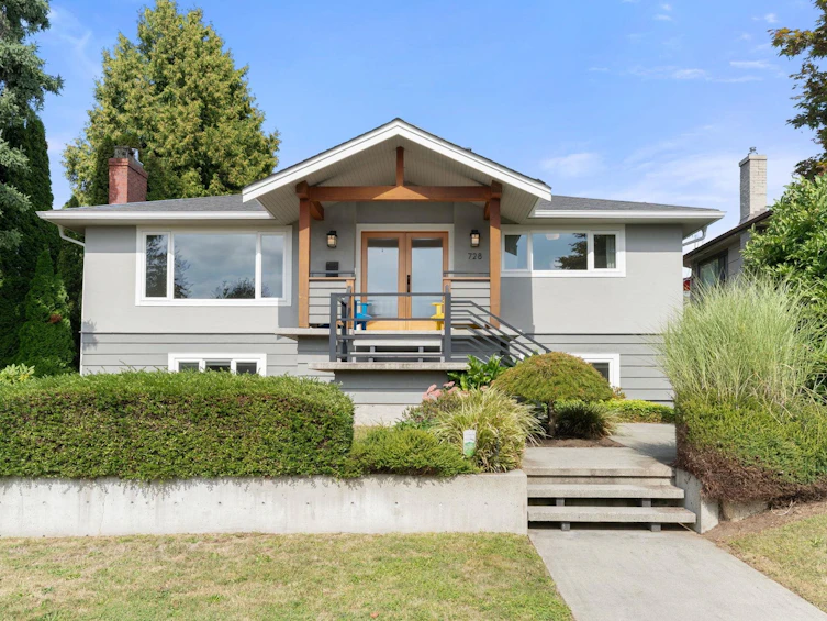 728 E 6th Street, North Vancouver, BC, V7L 1R6