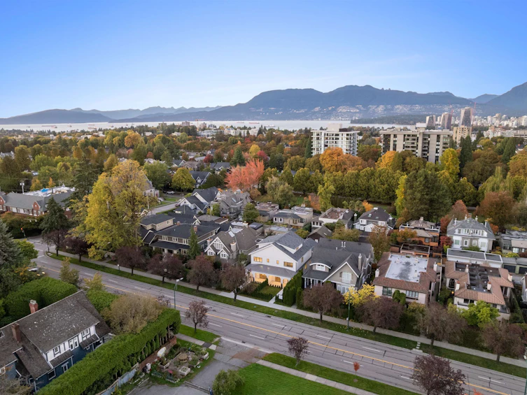1761 W 16th Avenue, Vancouver, BC, V6J 2L9 - 40
