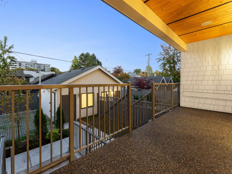 1761 W 16th Avenue, Vancouver, BC, V6J 2L9 - 14