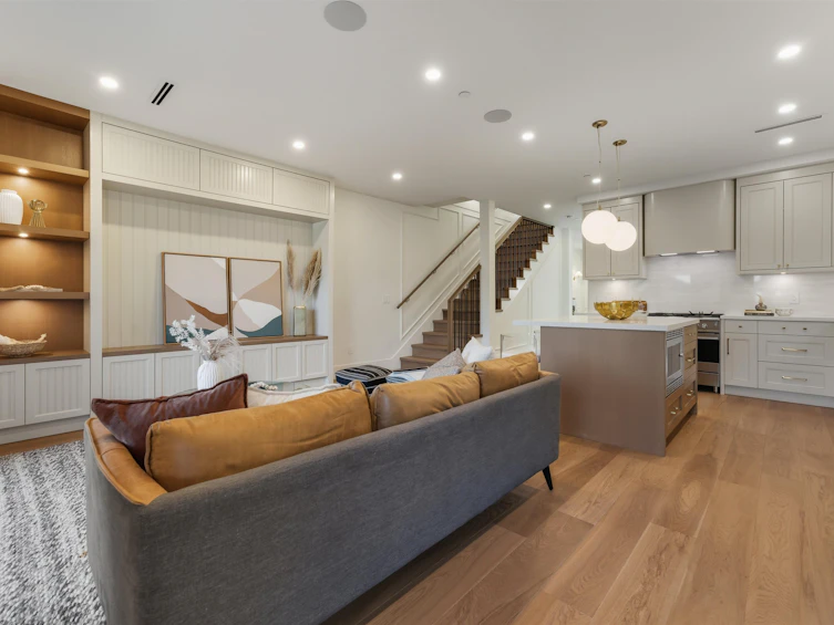 1761 W 16th Avenue, Vancouver, BC, V6J 2L9 - 13