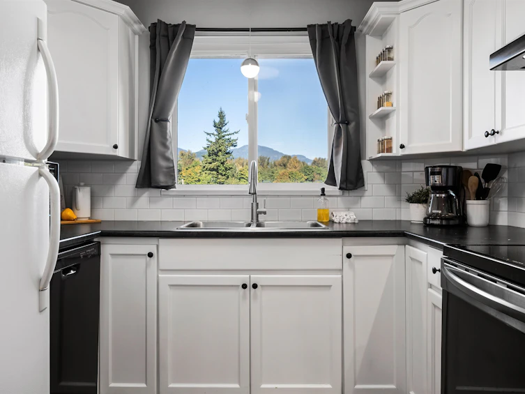 403-46777 Yale Road, Chilliwack, BC, V2P 2S3 - 2