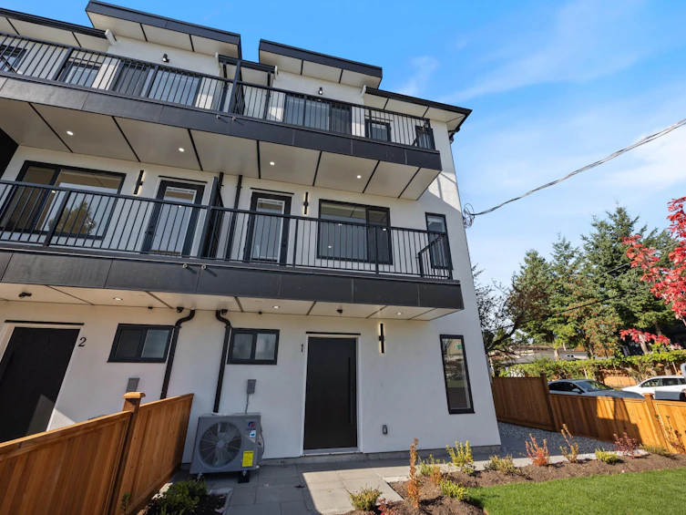 1-4170 Hurst Street, Burnaby, BC, V5J 3R4 - 2