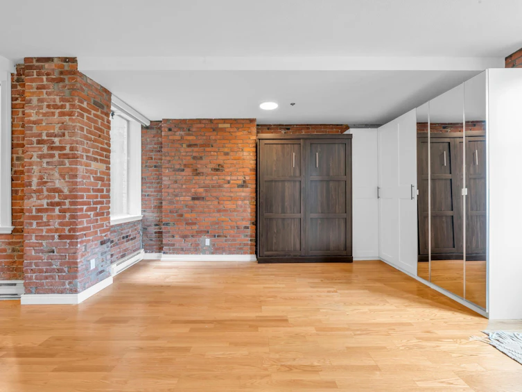 301-233 Abbott Street, Vancouver, BC, V6B 2K7 - 13