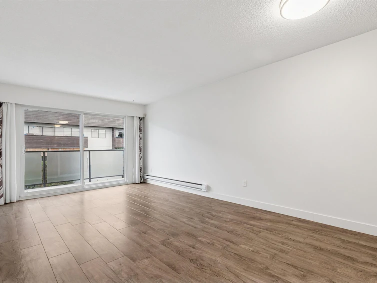 306-212 Forbes Avenue, North Vancouver, BC, V7M 3E5 - 4