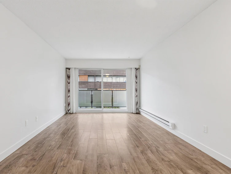 306-212 Forbes Avenue, North Vancouver, BC, V7M 3E5 - 2