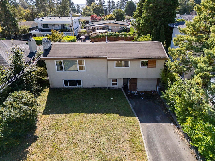 13850 Blackburn Avenue, Surrey, BC, V4B 2Y8 - 4