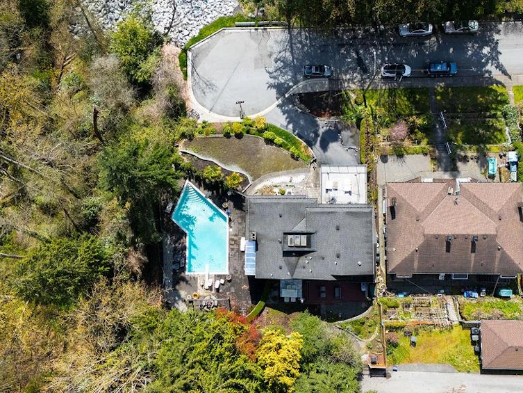5691 Keith Street, Burnaby, BC, V5J 3C4 - 35