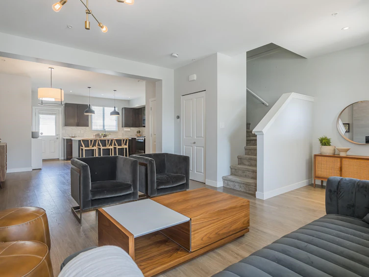 20247 82b Avenue, Langley, BC, V2Y 0Y9 - 9