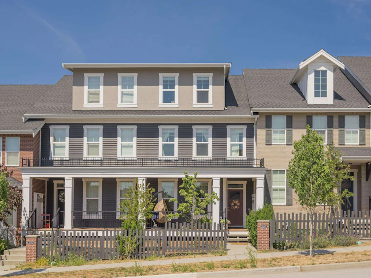 20247 82b Avenue, Langley, BC, V2Y 0Y9 - 2