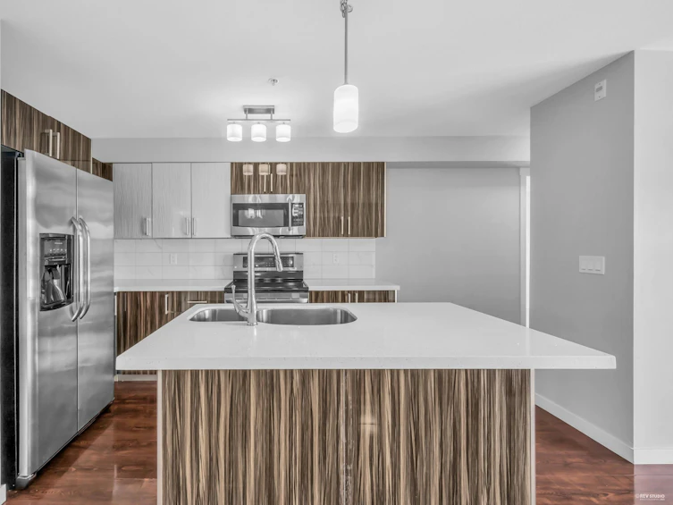 301-22318 Lougheed Highway, Maple Ridge, BC, V2X 2T4 - 8