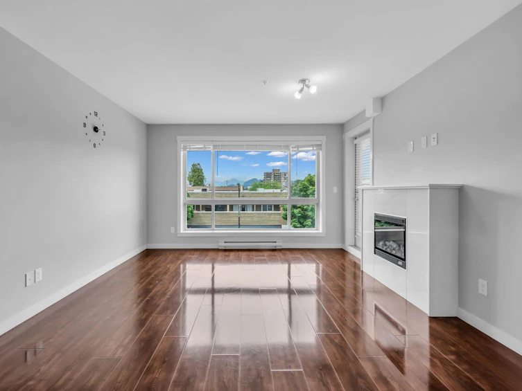 301-22318 Lougheed Highway, Maple Ridge, BC, V2X 2T4 - 24