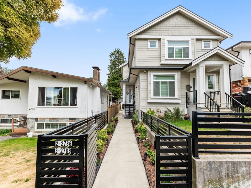 2 - 2786 E 46th Avenue, Vancouver BC