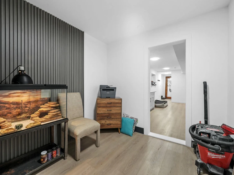 1430 Draycott Road, North Vancouver, BC, V7J 1W2 - 20
