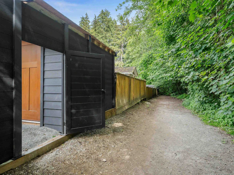 1430 Draycott Road, North Vancouver, BC, V7J 1W2 - 32