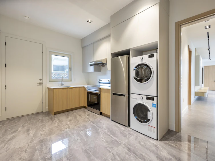 9240 Saunders Road, Richmond, BC, V7A 2B1 - 22