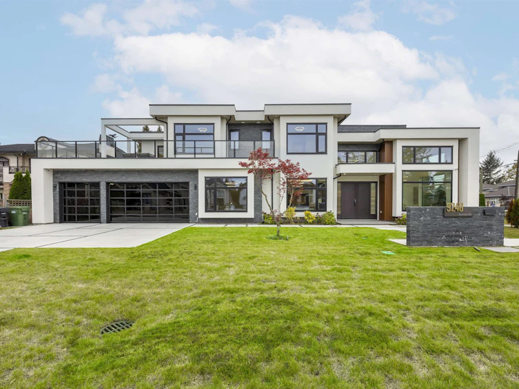 9240 Saunders Road, Richmond, BC, V7A 2B1