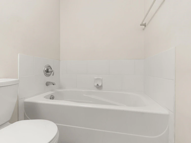 218-15322 101 Avenue, Surrey, BC, V3R 4G9 - 17