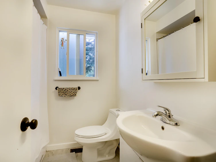 2682 Parkway Drive, Surrey, BC, V4P 1E8 - 13