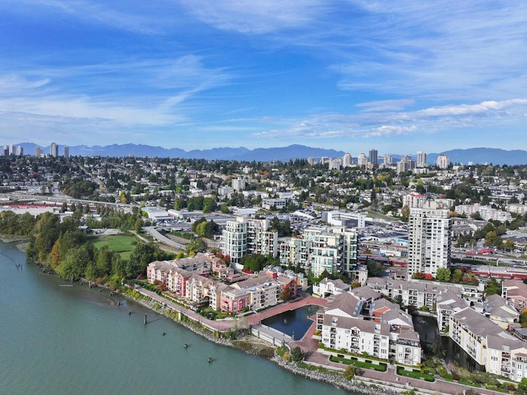 111-6 Renaissance Square, New Westminster, BC, V3M 6N8 - 10