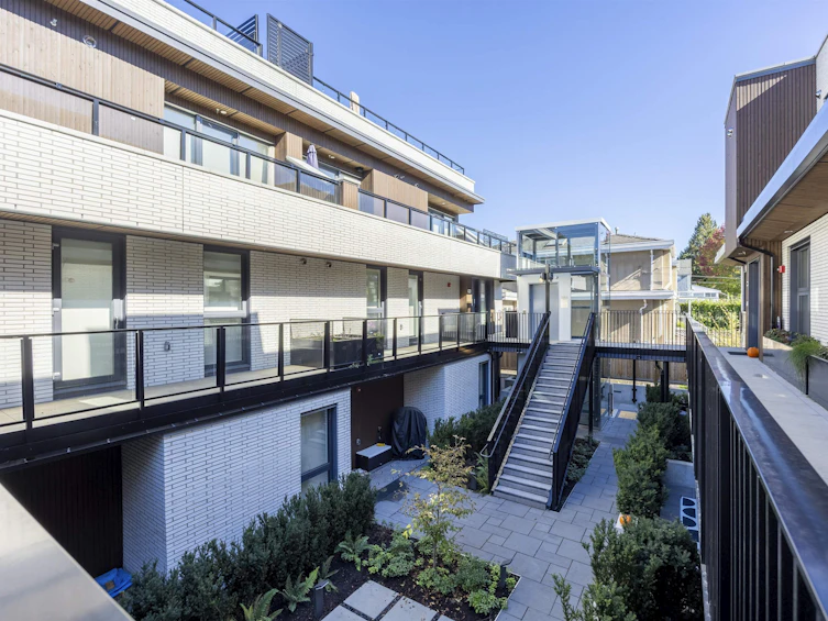 203-778 W 27th Avenue, Vancouver, BC, V5V 2K9 - 4