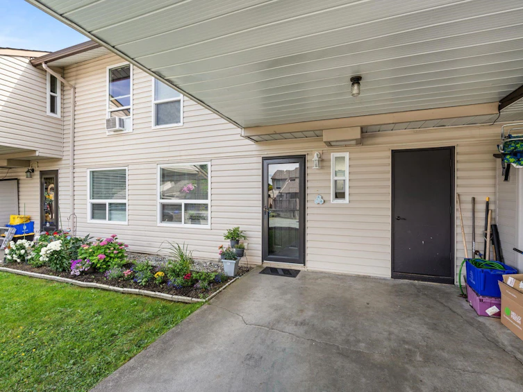 303-27411 28 Avenue, Langley, BC, V4W 3V2 - 3