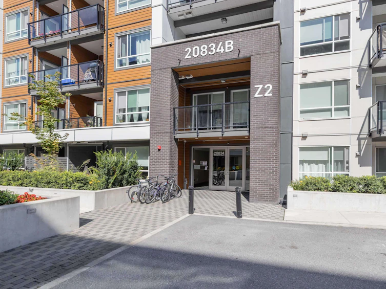 B618-20834 80 Avenue, Langley, BC, V2Y 3M6 - 3