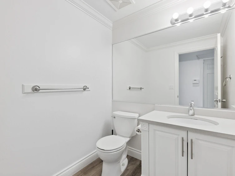 15939 91a Avenue, Surrey, BC, V4N 2X4 - 16