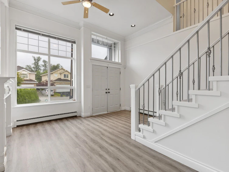 15939 91a Avenue, Surrey, BC, V4N 2X4 - 2