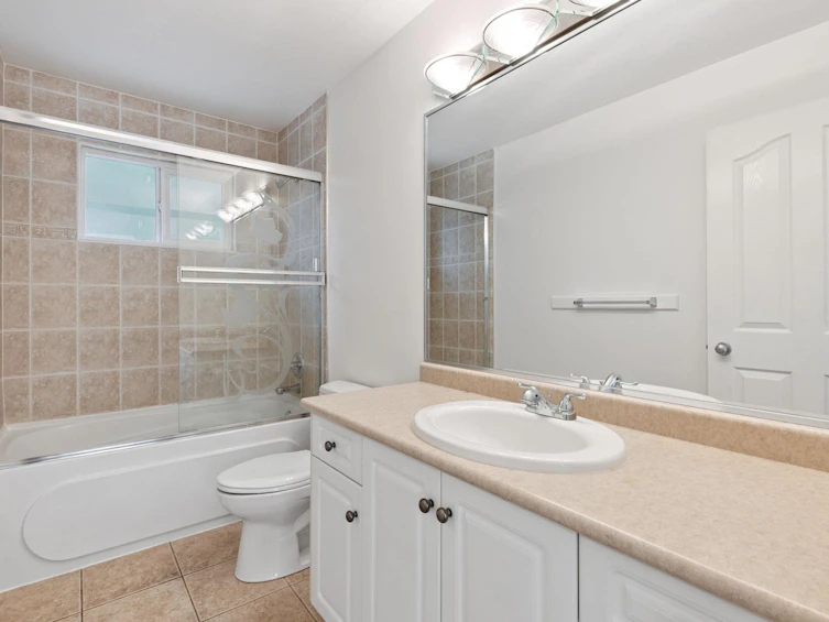 15939 91a Avenue, Surrey, BC, V4N 2X4 - 26
