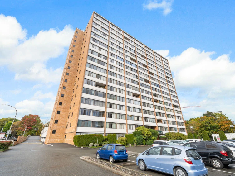 802-6651 Minoru Boulevard, Richmond, BC, V6Y 1Z2
