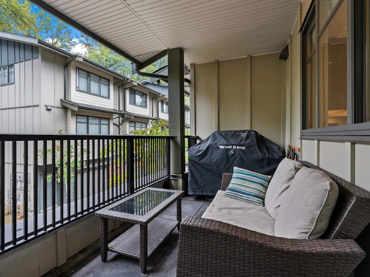 207-2135 Heritage Park Lane, North Vancouver, BC, V7H 0B6 - 29