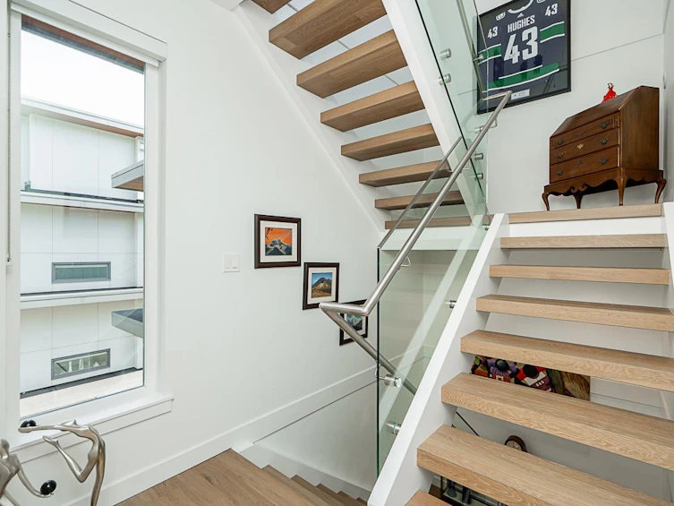 102-1205 Harold Road, North Vancouver, BC, V7K 1G5 - 28