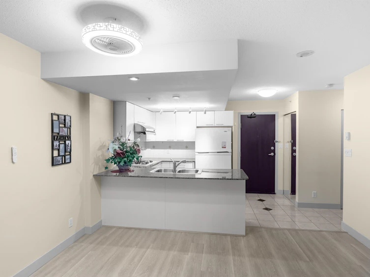 512-8100 Saba Road, Richmond, BC, V6Y 4H1 - 6