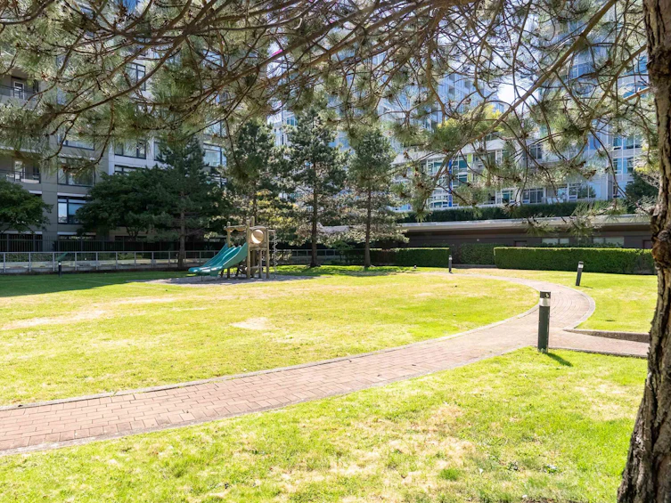 512-8100 Saba Road, Richmond, BC, V6Y 4H1 - 32
