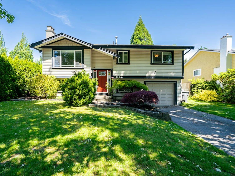 17223 61b Avenue, Surrey, BC, V3S 5M7