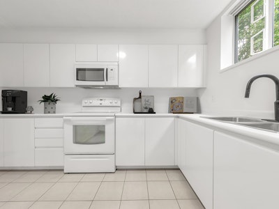 307-3061 E Kent Avenue North - 4