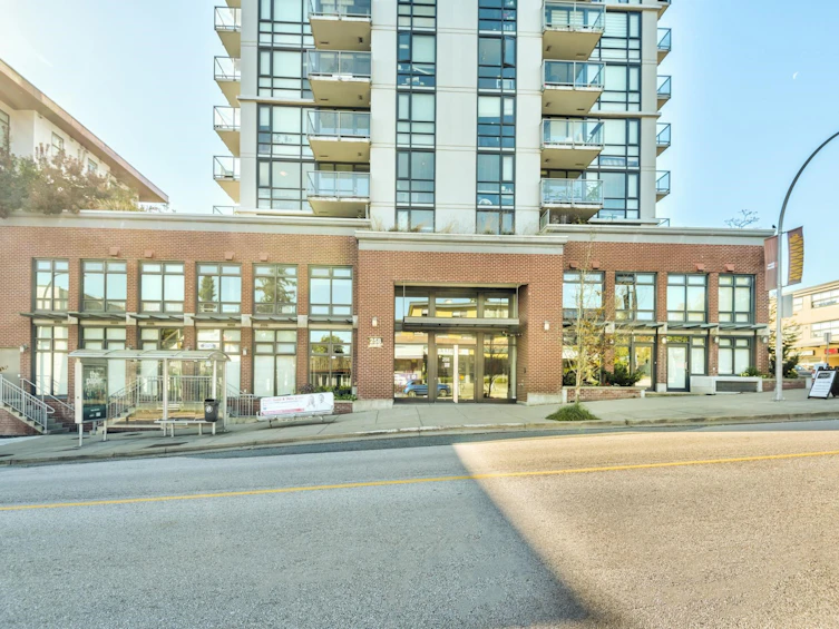 404-258 Sixth Street, New Westminster, BC, V3L 0G6 - 3