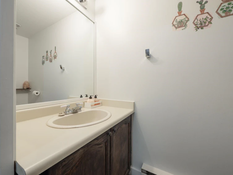 1-765 School Road, Gibsons, BC, V0N 1V9 - 13