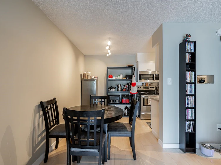 402-1945 Woodway Place, Burnaby, BC, V5B 4S4 - 15
