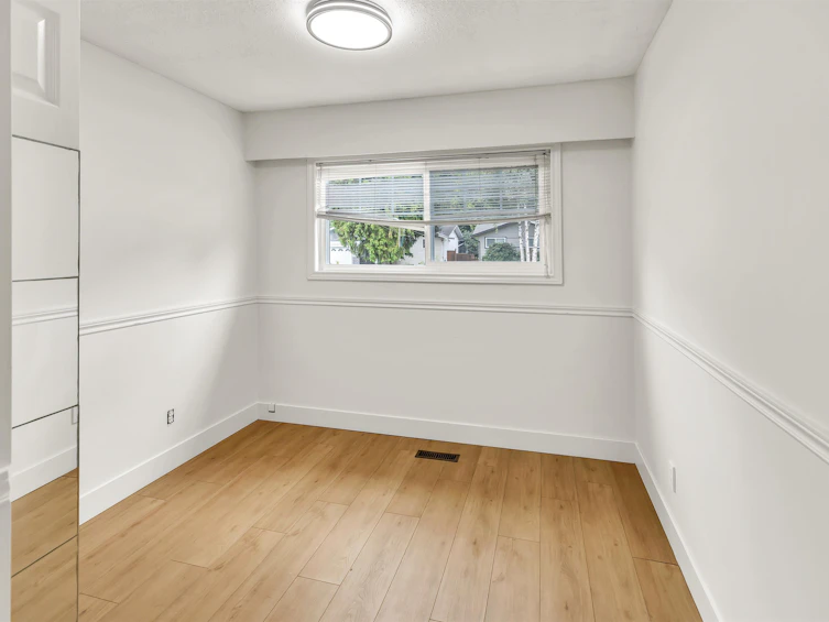 2177 Guilford Drive, Abbotsford, BC, V2S 4Z3 - 7