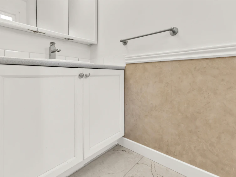 2177 Guilford Drive, Abbotsford, BC, V2S 4Z3 - 14