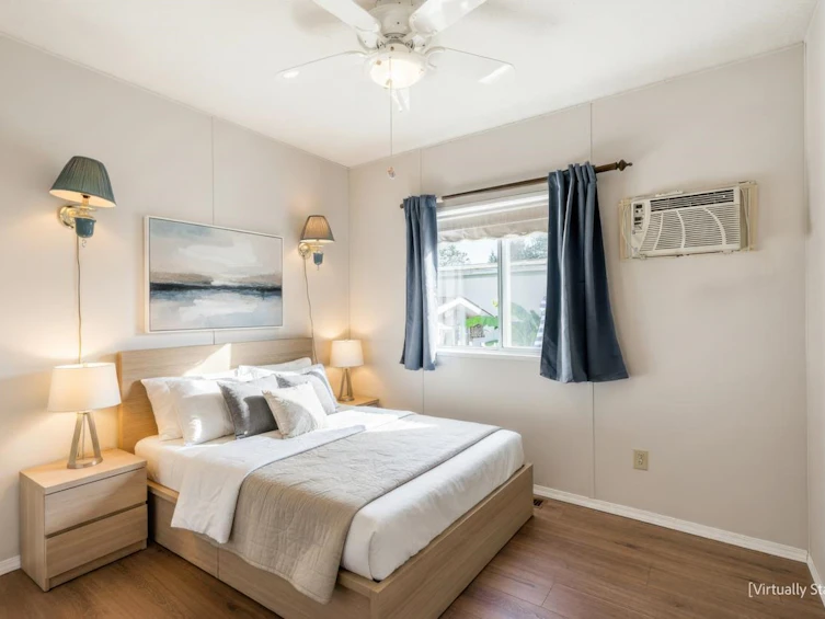 24-15875 20 Avenue, Surrey, BC, V4A 2B1 - 23