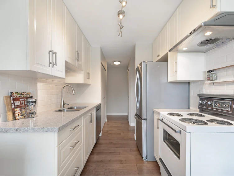 213-230 Mowat Street, New Westminster, BC, V3M 4B2 - 5