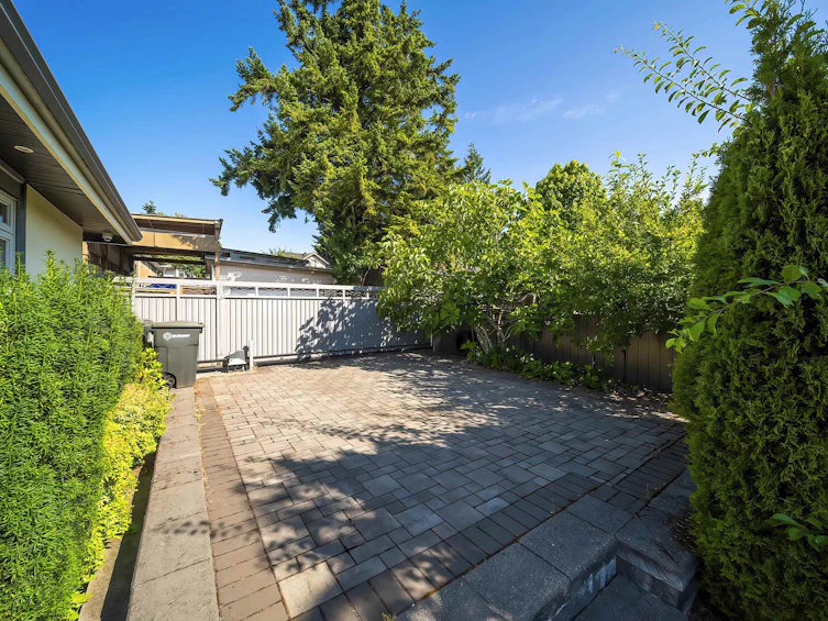 7525 13th Avenue, Burnaby, BC, V3N 2E3 - 33